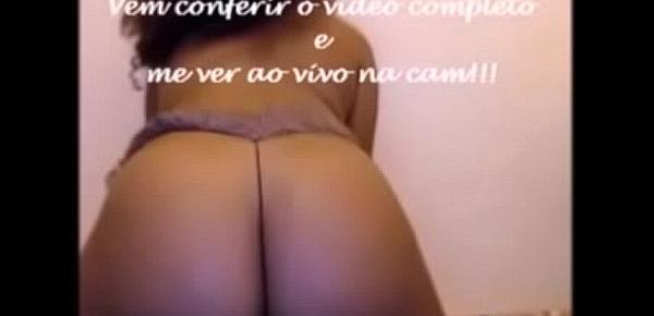  Camgirl Lilly Spears rebolando e exibindo sua bucetinha gozada